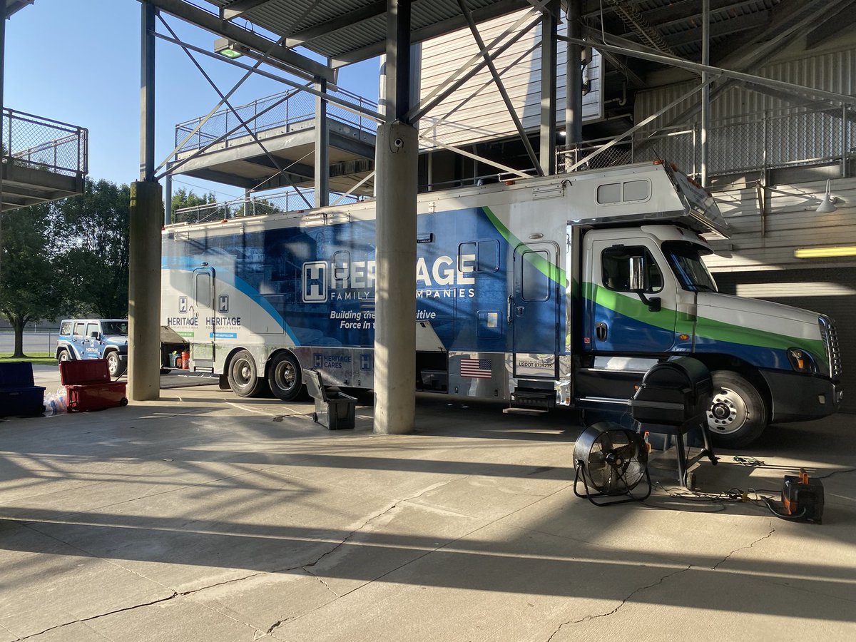 OhioStma's tweet image. Outstanding Field Day today despite the 95° temps. Thanks to ANortheim for hosting us. Huge shout out to our 2025 Partners and our vendors who attended the Equipment Expo.