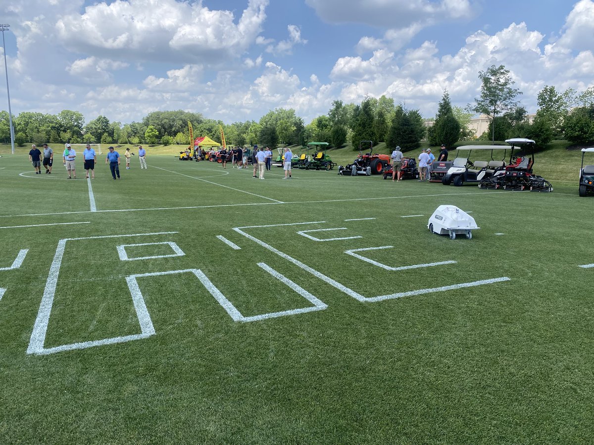 OhioStma's tweet image. Outstanding Field Day today despite the 95° temps. Thanks to ANortheim for hosting us. Huge shout out to our 2025 Partners and our vendors who attended the Equipment Expo.