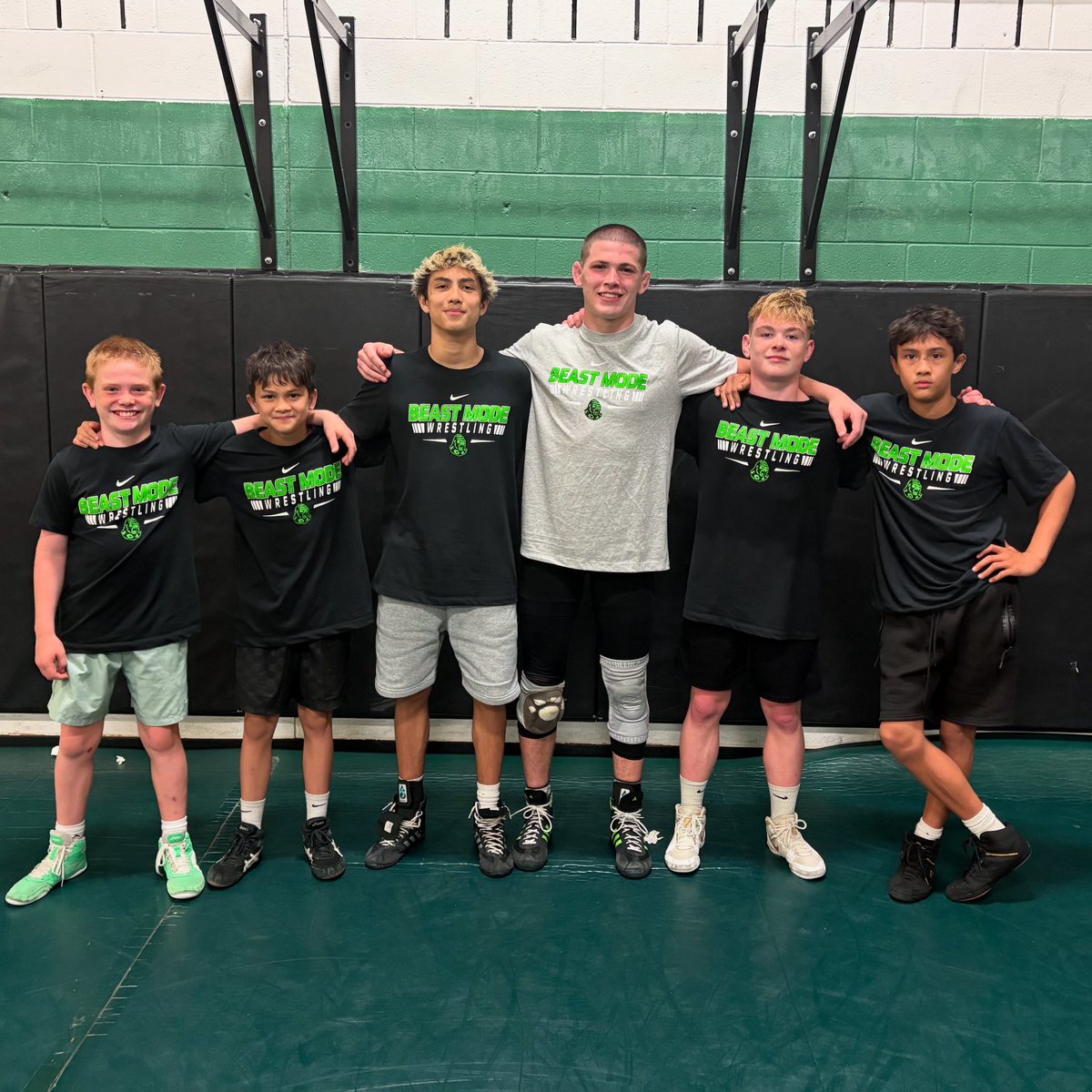 Some of the guys sporting their new <a href="/NikeWrestling/">NikeWrestling</a> club shirts at practice tonight. S/O <a href="/mattbergmeyer14/">Matt Bergmeyer</a>