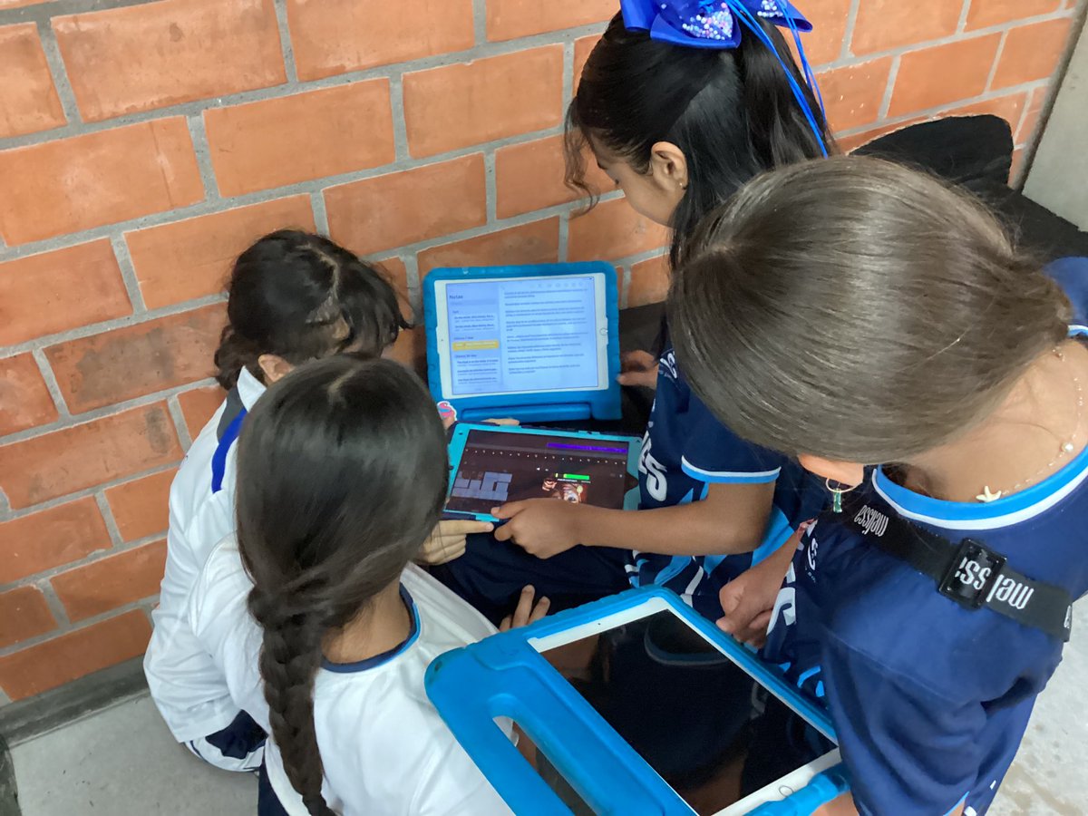 Ana Cristina Sandoval ✨🎭 tweet media