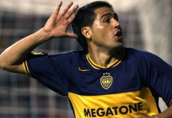 Por primera vez en mi vida siento vergüenza en ser hincha de Boca, y no solo por este papelón!! gracias Riquelme,Tristelme, Kukelme y andate bien a lo conch de la lora!!!!