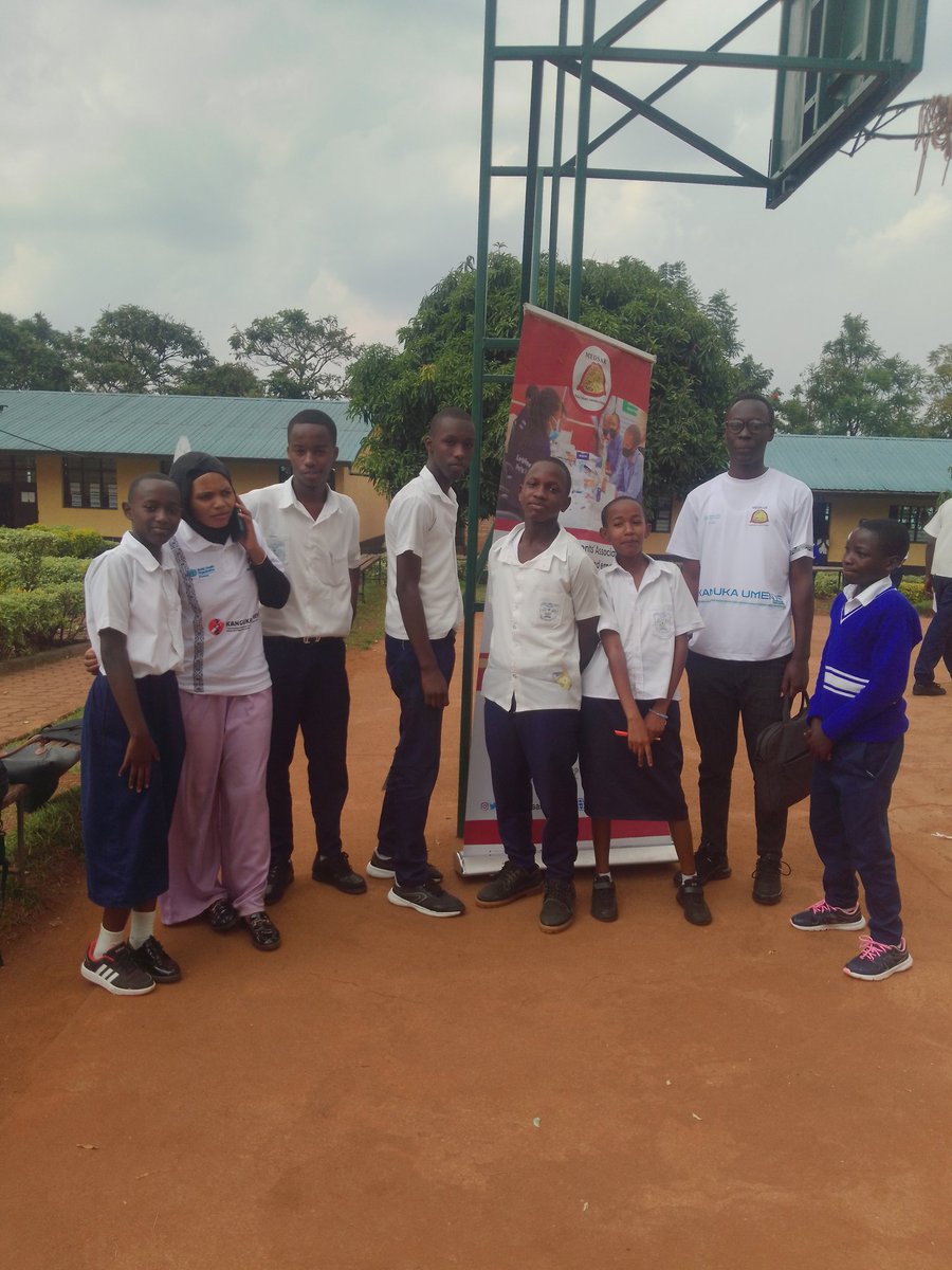 Yesterday, we concluded 4 days of #KangukaUmenye Campaign and free health services delivery in <a href="/HuyeDistrict/">Huye District</a>. Activities included screenings for #NCDs, #HIV, #Hepatitis B &amp; C, family planning services, and engaging secondary school students on #GBV awareness.
<a href="/harerimana_tito/">Tito Hare</a>