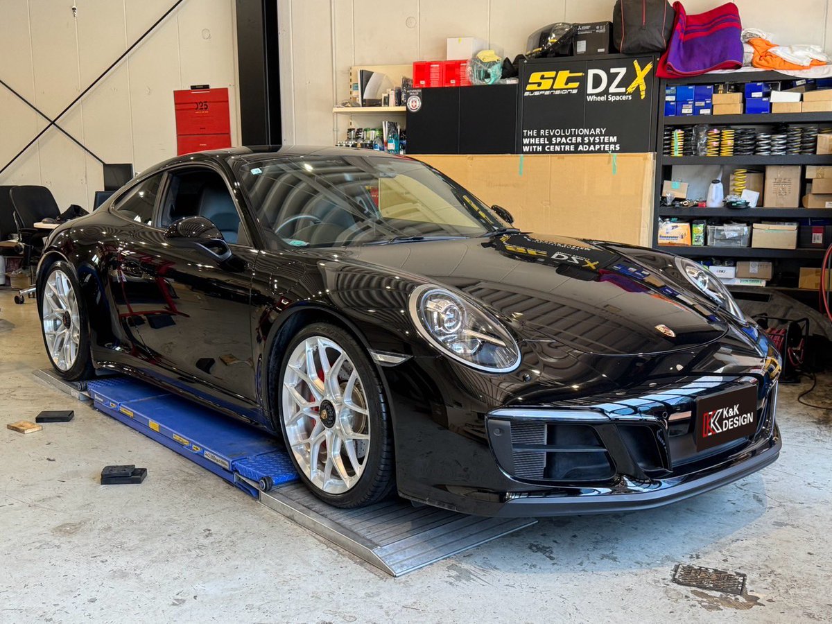 KKdesign11's tweet photo. Porsche 991.2gts✖️BCforged wheel 
デザインはACL07 
カラーはBrushed

お大人な感じでかっこよー😎
#porsche 
#9912gts 
#bcforged https://t.co/fMwLui5YAO