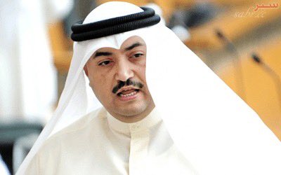 محمد المطير الزعيم "الصغير" لعصابة العبث المبرمج، يشتغل لمصالح معازيبه اللي حتى القيادة السياسية ما سكتت عن عبثهم، وأدانت تصرفاتهم اللي لعبت بثروات البلد وحياة الناس.
المطير عنده "صبيان" كبار وصغار، الكبار اختفوا وقت الجد، والصغار للحين يضحك عليهم، وأرسل واحد منهم  يرفع قضايا