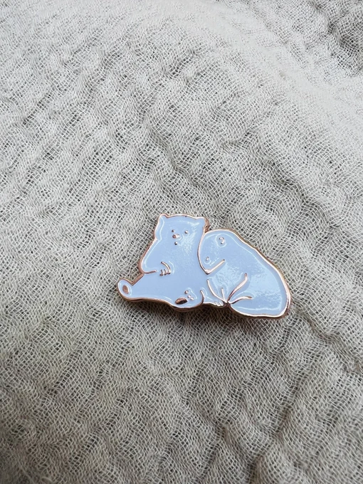 今週末からの大阪個展に持っていくピンズです。どれもお気に入り