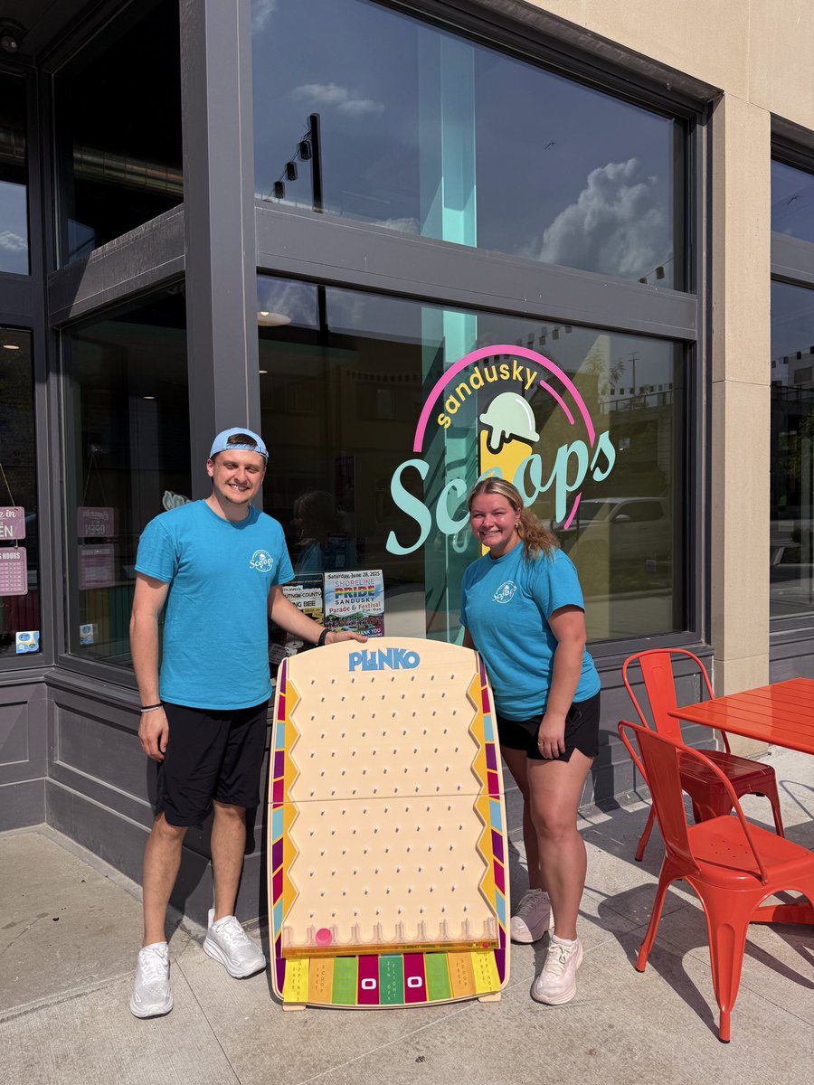 cityofsandusky's tweet image. Columbus Ave is officially open!
We cut the ribbon for the new streetscape today and held a grand opening with our local businesses.
Come down to visit and check out the signs to take a self-guided tour of the components of the new streetscape. ℹ️ CityofSandusky.com/ColumbusAve