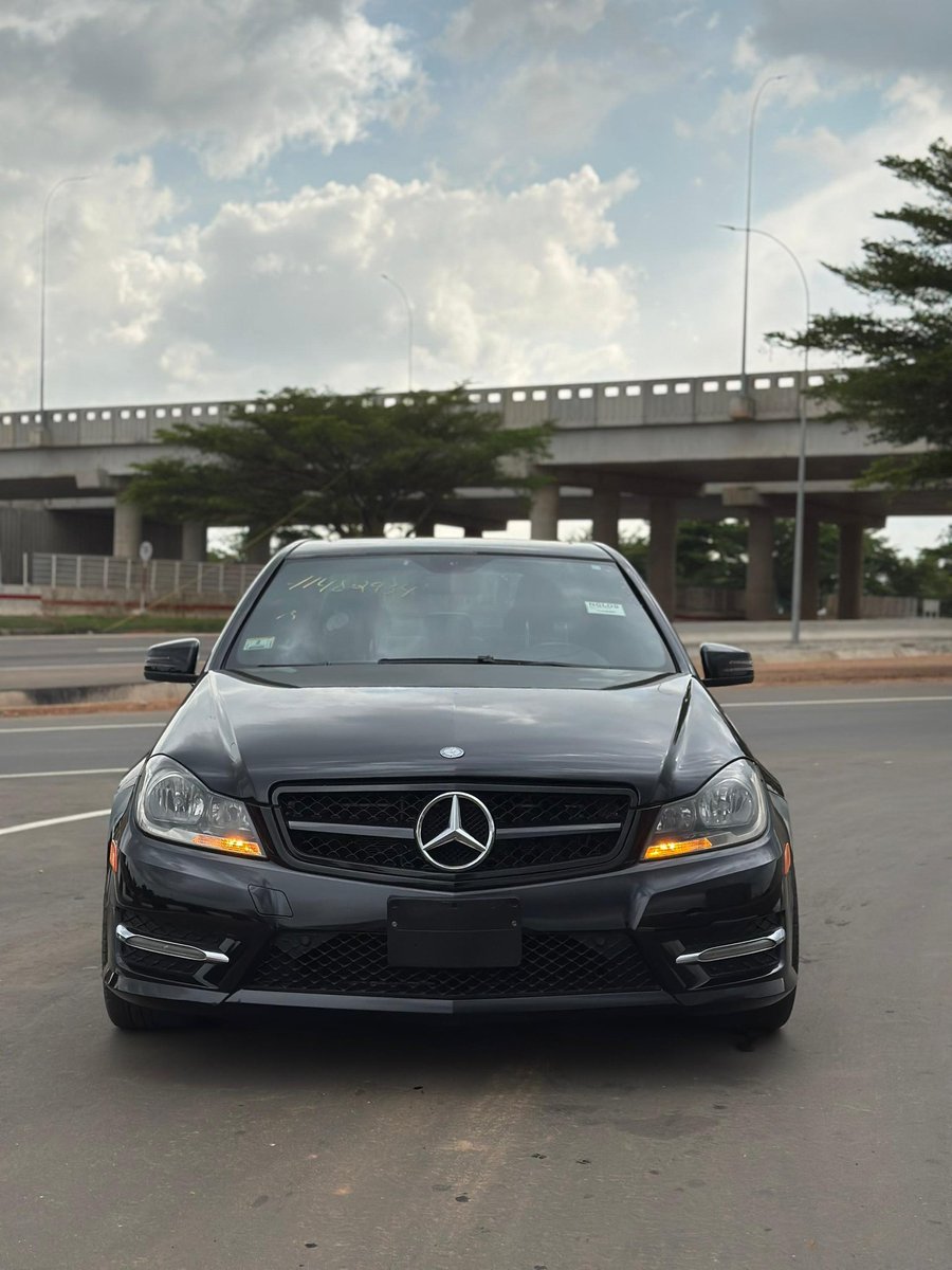 AYGAUTOS's tweet image. Direct Belgium black on black c300 2013 extremely clean going for 17.5m