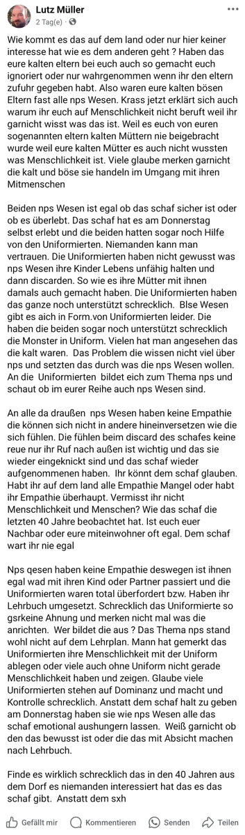the_real_Zahni's tweet photo. Seine Eltern haben paar Kinder.
Aus allen ist was geworden nur einer hat den Alan Harper gemacht.
Die Eltern haben Ruhe und Frieden verdient aber werden bis an ihr Lebensende mit Schande in der netten Dorfgemeinschaft bestraft.
#freemoni #freewerni https://t.co/qdYqon1aTv