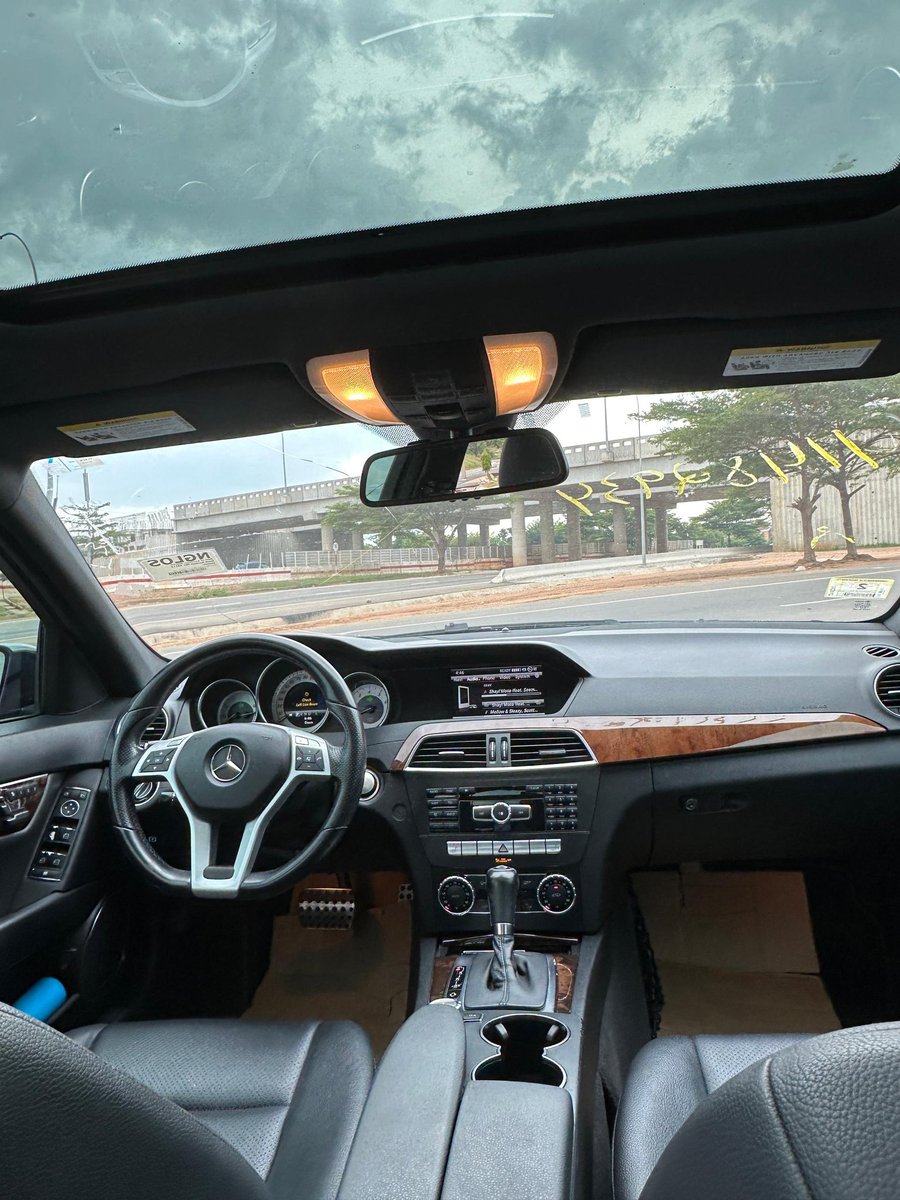 AYGAUTOS's tweet image. Direct Belgium black on black c300 2013 extremely clean going for 17.5m