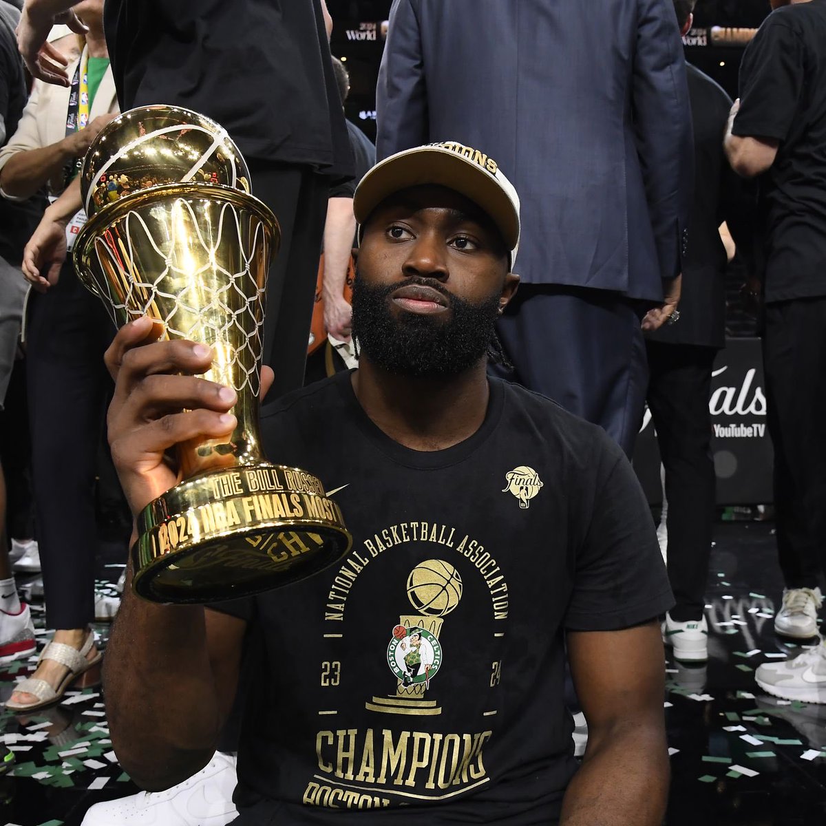 Legion Hoops tweet media