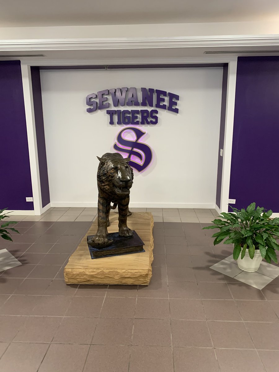 Had great time at <a href="/SewaneeWBB/">Sewanee Women’s Basketball</a> camp today! Beautiful campus and great hoop session!