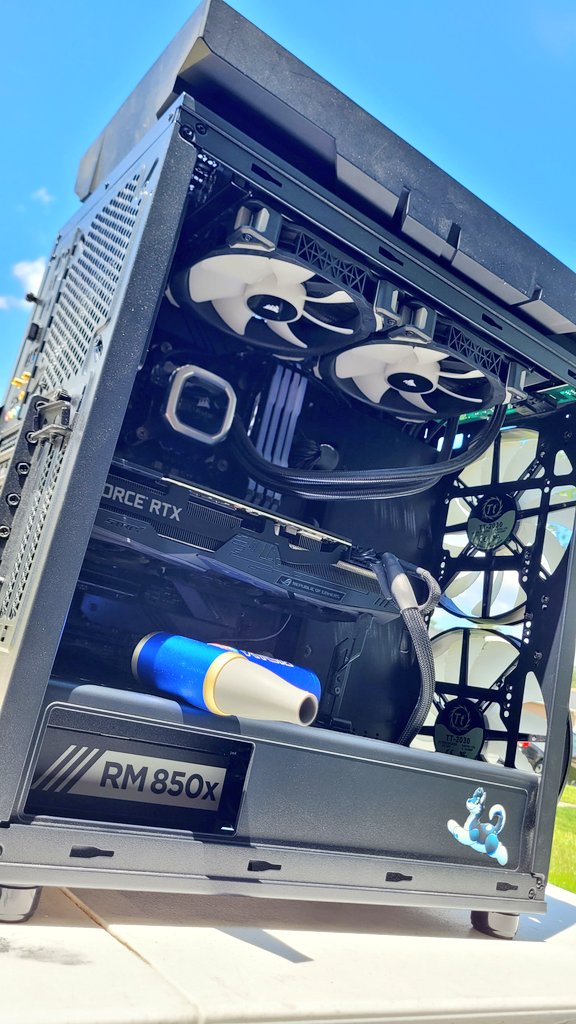 Holy HECK

this thing needed a dusting
10 mins later was nice and clean

Def. not gunna just post this here as a reminder to friends with a computer to clean it out every once in a while 👀

💨   🖥 ⌨️ 🖱