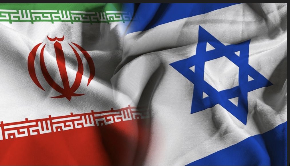 حرب ال 12 يوم كشفت هشاشه النظام الايراني والاسرائيلي  
ايران وسهوله السباحه باجوائه وهشاشة قواته الجويه ودفاعه الجوي  دوله بدون غطاء جوي
واسرائيل سقطت هيبه الدوله التي لاتهزم وفشلت انظمه دفعاتها الخمسه من   صدالكثير من الصواريخ وهشاشة لحمتها الداخليه وسهوله استنزاف مخزون اسلحتها