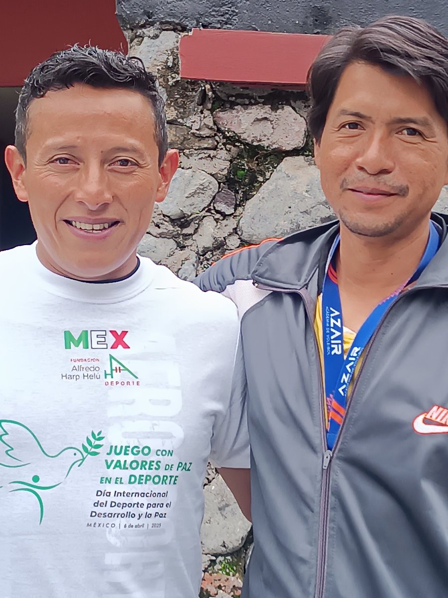DanyCuau's tweet photo. Agradecemos al profesor Daniel Rodríguez promotor deportivo voluntario de la fundación Alfredo Harp Helú para el deporte por integrarnos al semáforo deportivo
@fahhDeporte
@sbrsusana
@edo_morelos https://t.co/mxl97Txjf4