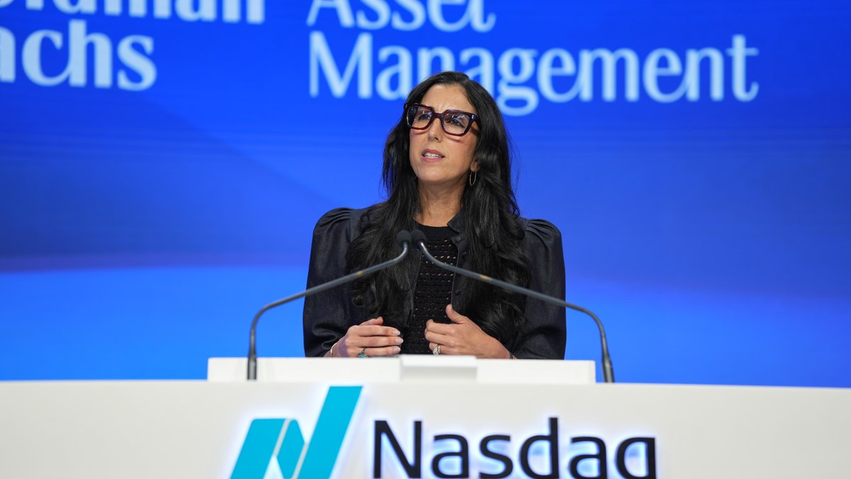 NasdaqExchange's tweet image. 📈 Passionate about performance.

🌎 Goldman Sachs Asset Management delivers investment and advisory services for institutions, financial advisors and individuals around the world. 

🎊 Congrats on the success of $GPIX and $GPIQ—here’s to many more!