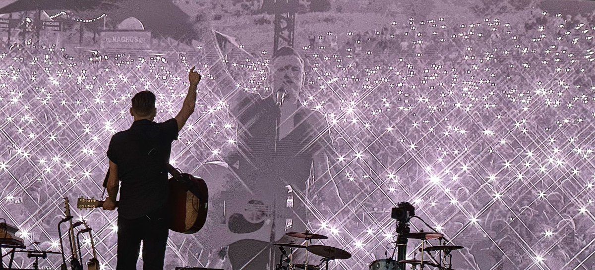 Prima dit….

#BryanAdams #Tilburg 🤘🏻