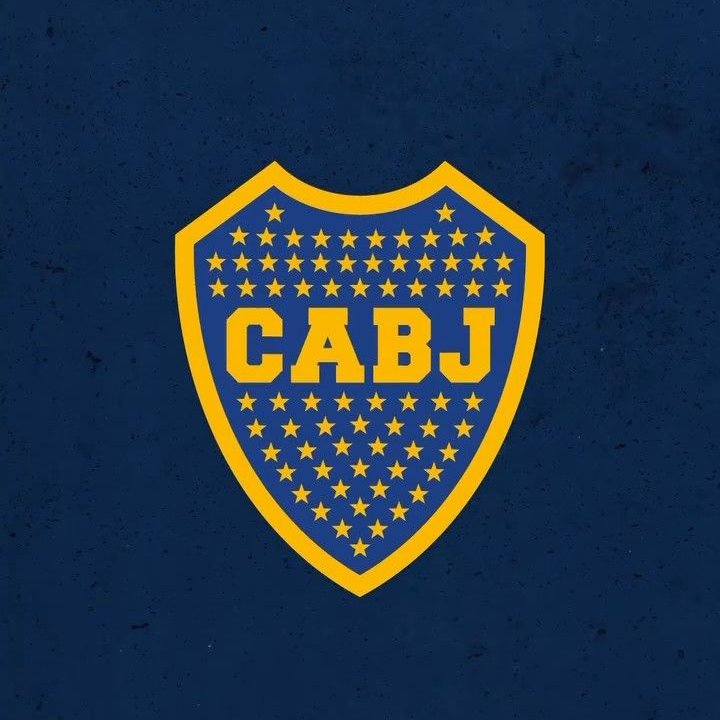 VSportsTM's tweet photo. BOCA 🟦🟨🟦

➜2023
❌LPF: 7°
❌Copa LPF: Se quedó afuera en la 1a fase
❌Copa Argentina: SF
❌Supercopa Internacional: perdió contra Racing
❌Libertadores: finalista
❌No se clasificó a la próxima Libertadores
❌Perdió 2 Superclásicos contra River
✅Supercopa Argentina: campeón ante Patronato (que en ese momento competía en la B Nacional)

➜2024
❌LPF: 6°
❌Copa LPF: SF
❌Copa Argentina: SF
❌Sudamericana: 8vos
❌No se clasificó directamente a FDG de Libertadores
❌Ganó 1 de 3 Superclásicos contra River

➜2025
❌Apertura: eliminado de local en 4tos
❌Se quedó afuera de Libertadores de local en Fase 2 ante Alianza Lima. Tampoco pudo clasificarse a la Sudamericana
❌Se quedó afuera del Mundial de Clubes en FDG
❌Perdió el único Superclásico disputado en el año