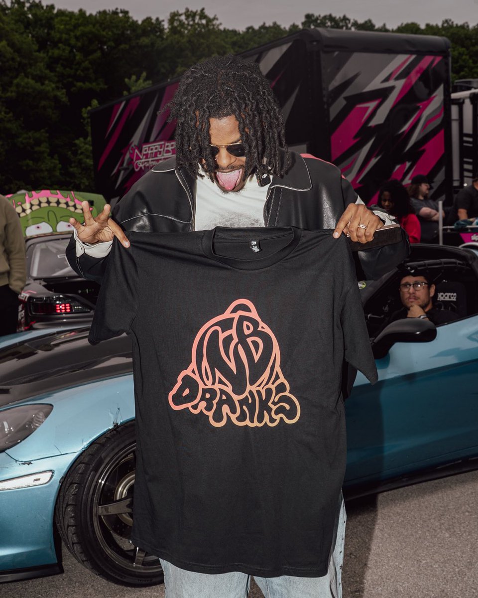 NappyBoyDranks's tweet image. Taste… APPROVED by @WhoDontai ✅
Good Game by @TPain passed the vibe check AND the flavor test 🧠⚡️
This 2oz energy shot was specially formulated by T-Pain to boost focus and energy, without the crash.