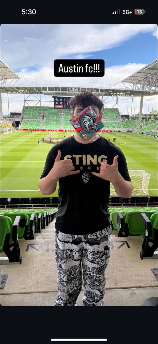 Sukiebakp's tweet image. Aura?