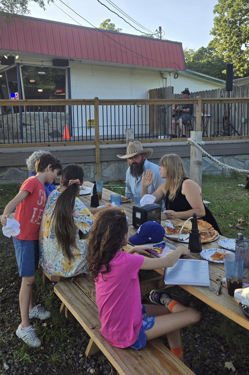 Longshadows_R's tweet photo. We work really hard all week and took some time to relax, enjoy the company of our friends and listen to some live music at Pizza Port Saturday evening! Thanks for a great night! https://t.co/rcPx5dePKH
