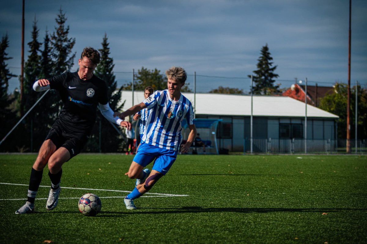 U17 zakončila sezónu demolicí Blanska
V posledním 30. divizním kole přivítala v sobotu 14. června U17 mladších dorostenců na domácí trávě FK Blansko. Celé utkání měli naši dorostenci pod kontrolou a s divizním ročníkem se rozloučili vysokým vítězstvím.​  fczdas.cz/match/538