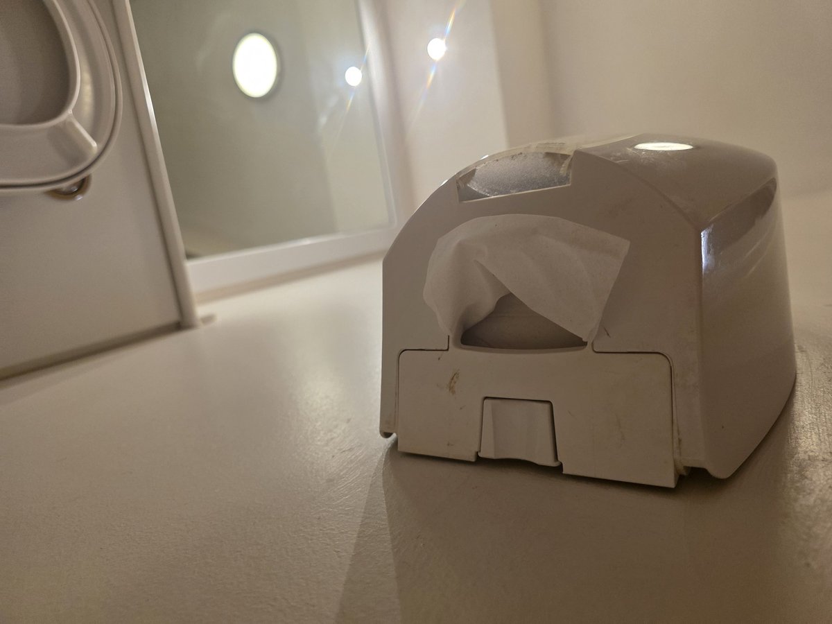 cerudden's tweet photo. @premierinn same hotel, different room, same shite on toilet paper dispenser. Yous are actually fucking barkin man 🤣🤣🤣 https://t.co/OP1BO71aMN