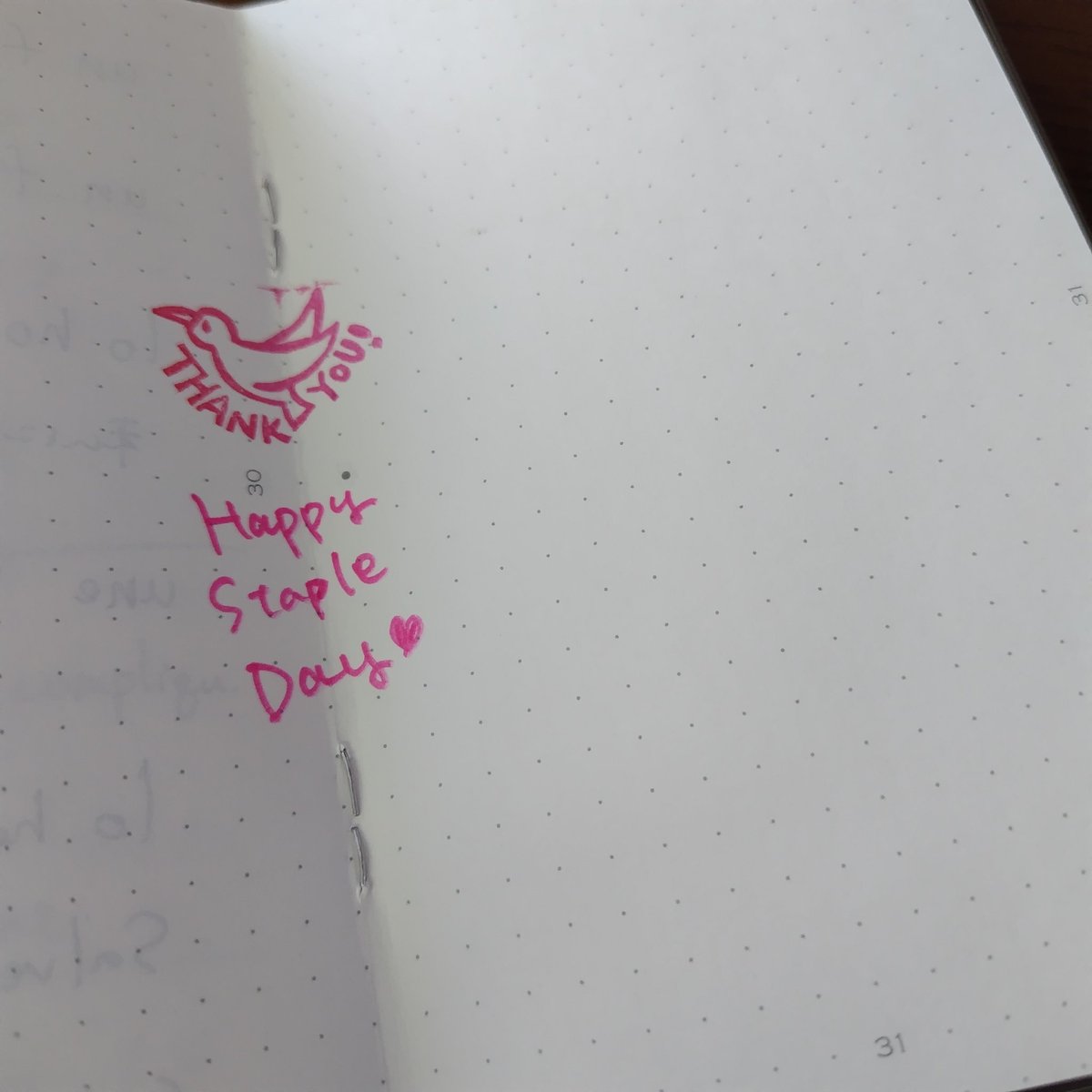 akkofl's tweet photo. 雑記帳がStaple Day📔
なんとなくHappy💕
#stapleday
#ダイアログノート https://t.co/KeM6hNy0dQ