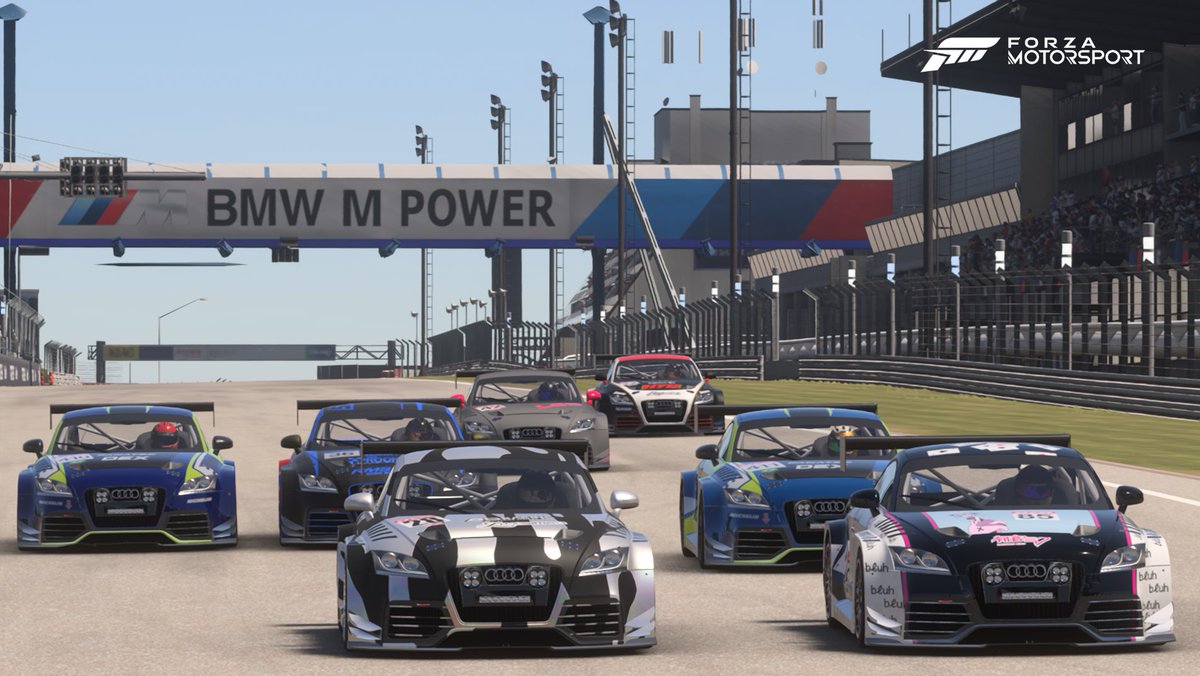 HYReSports's tweet photo. The First round of the Multi class masters was a success!!

Some great racing all around!! 🔥🔥

Next round is the first enduro round of the season at Sunset next week!!

@stokeyjoe4 and @UdpValkyrie will be casting the EU and US Championships with 5 rounds left!! https://t.co/mgmP6FAbQS