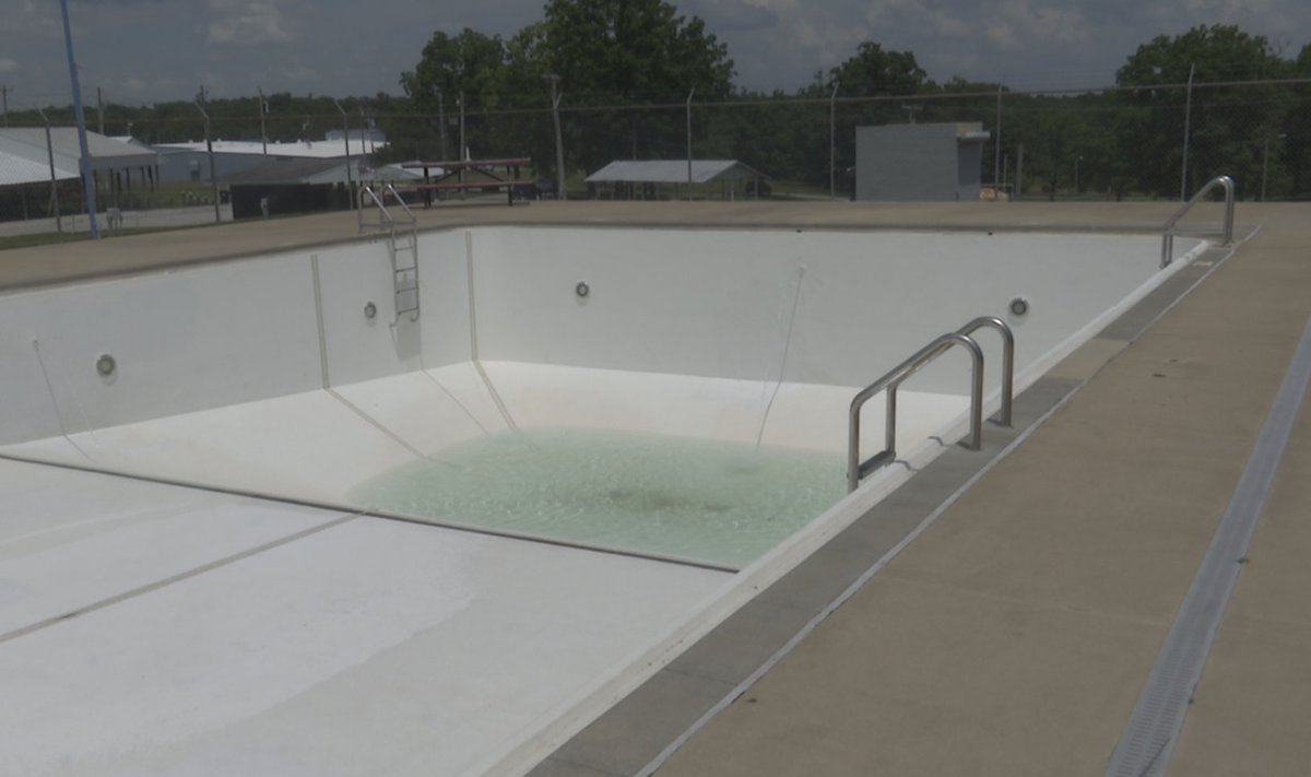 City of Buffalo, Mo., soon reopening community pool after fire and vandalism: ky3.com/2025/06/24/cit…