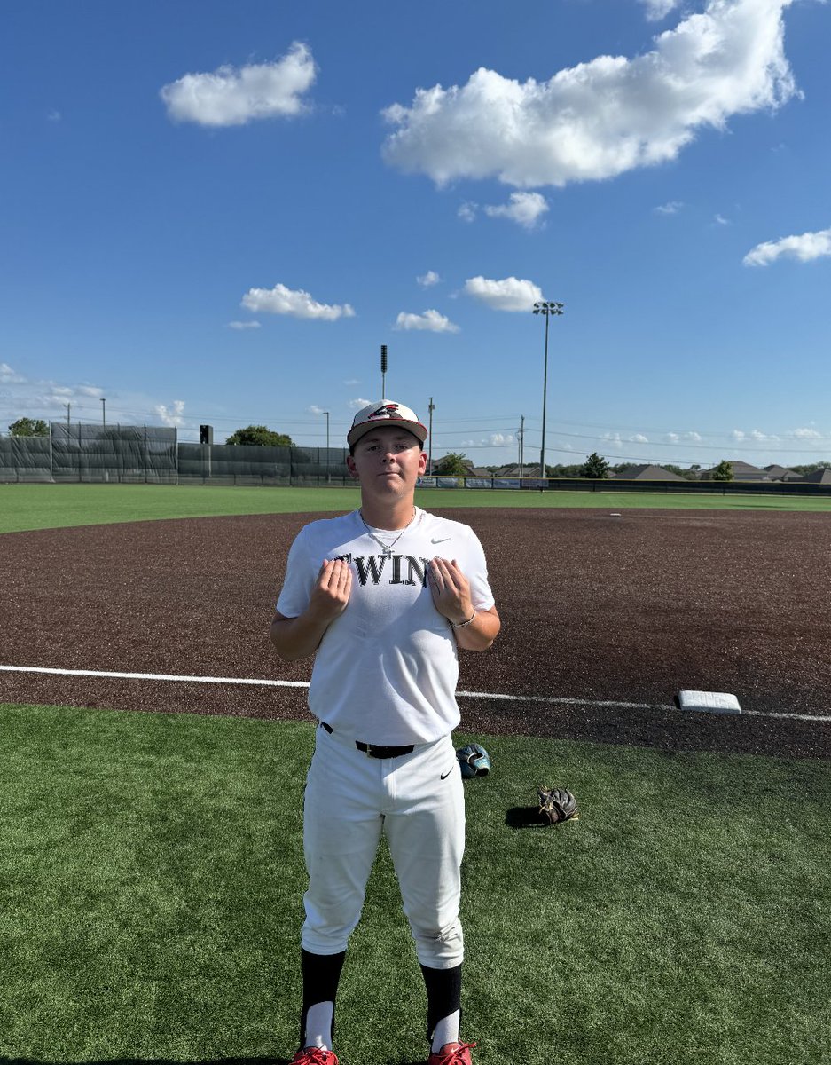 ✭Five Tool Texas✭ (@fivetooltexas) on Twitter photo #ConnieMack25 F: <a href="/DFWTwins/">DFW TWINS</a> 18U Scout 11, Dallas Patriots 2025 7
PoG: <a href="/jacob_klement3/">Jacob Klement</a> 2-5, 3 RBI
Pitcher: <a href="/caiden_hubbard/">Caiden Hubbard</a> 5 IP, 6K, 3R
Notable: <a href="/Hudson_D18/">Hudson Davis</a> 2-2, 2 RBI #ConnieMack25 F: <a href="/DFWTwins/">DFW TWINS</a> 18U Scout 11, Dallas Patriots 2025 7
PoG: <a href="/jacob_klement3/">Jacob Klement</a> 2-5, 3 RBI
Pitcher: <a href="/caiden_hubbard/">Caiden Hubbard</a> 5 IP, 6K, 3R
Notable: <a href="/Hudson_D18/">Hudson Davis</a> 2-2, 2 RBI