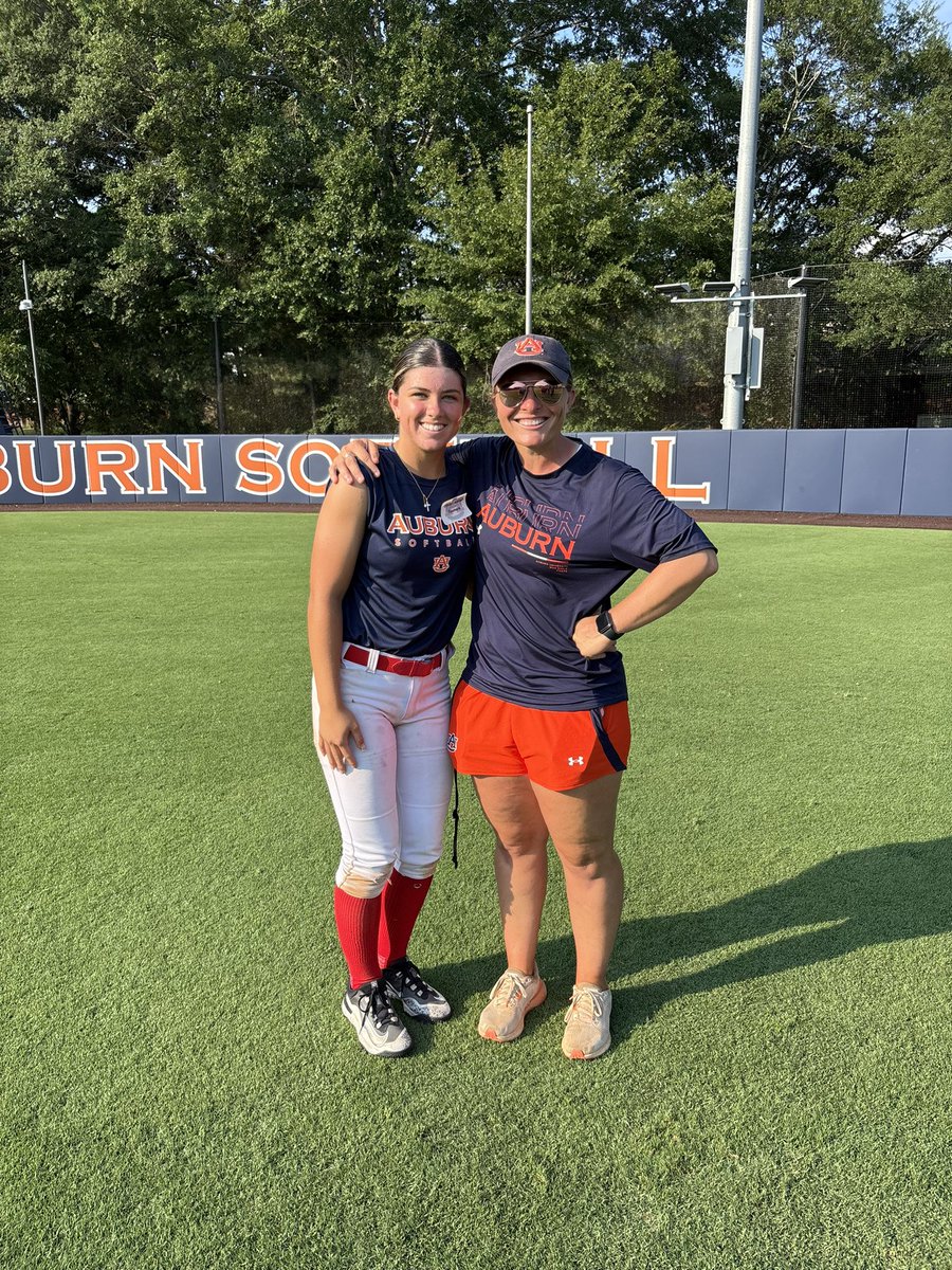 Olivia Lockhart (@olivia_lock3) on Twitter photo I was so blessed to get the opportunity to attend the Auburn softball camp today! The coaches and players were so great, I learned so much from them about playing at the next level!
<a href="/AuburnSoftball/">Auburn Softball</a> <a href="/CoachMalveaux/">Chris Malveaux</a> <a href="/KateMalveaux/">Kate Malveaux</a> <a href="/DJSanders37/">Doni Jeneé</a>
#auburnsoftball #WarEagle I was so blessed to get the opportunity to attend the Auburn softball camp today! The coaches and players were so great, I learned so much from them about playing at the next level!
<a href="/AuburnSoftball/">Auburn Softball</a> <a href="/CoachMalveaux/">Chris Malveaux</a> <a href="/KateMalveaux/">Kate Malveaux</a> <a href="/DJSanders37/">Doni Jeneé</a>
#auburnsoftball #WarEagle