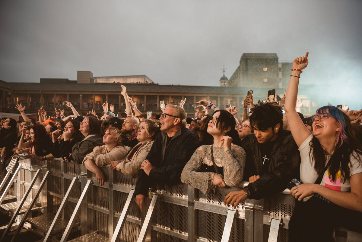 ThePieceHall's tweet photo. βBest crowd in Europe!β π€
I bet you say that to all The Piece Halls... π
Epic show from @Deftones.
Went off like a π
Check back tomorrow for artist pics!
#TKMaxxPresents https://t.co/z8ywipbpoQ