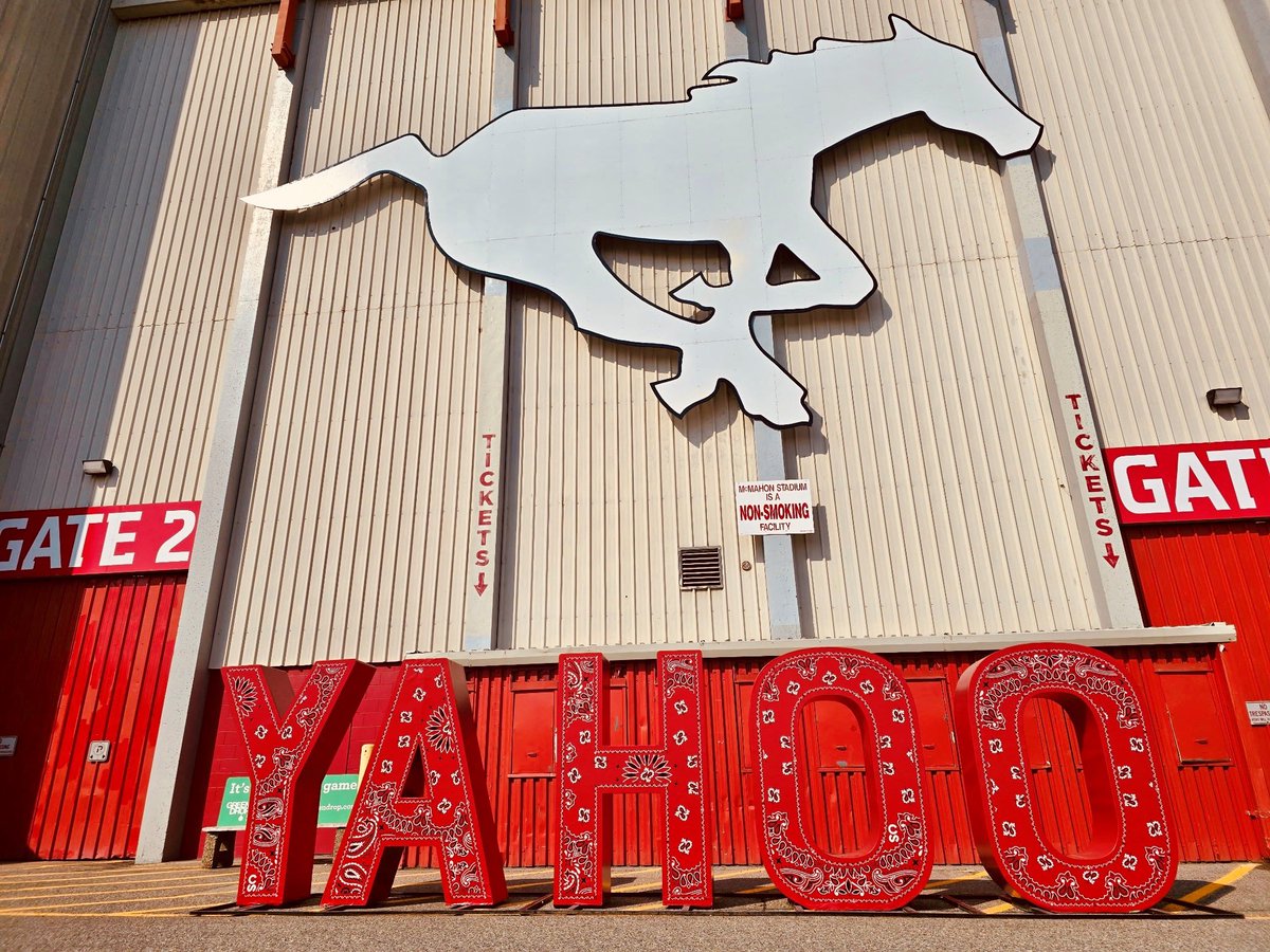 Look what our friends at the @CalgaryStampede just dropped off for us at McMahon Stadium! 🤠
 
Countdown to the inaugural #StampedeBowl is officially on and we’re just 9 days away…
 
🎟️ Get your tickets while you still can: ticketmaster.ca/event/11006266…
 
#YAHOO | #TogetherWeRide