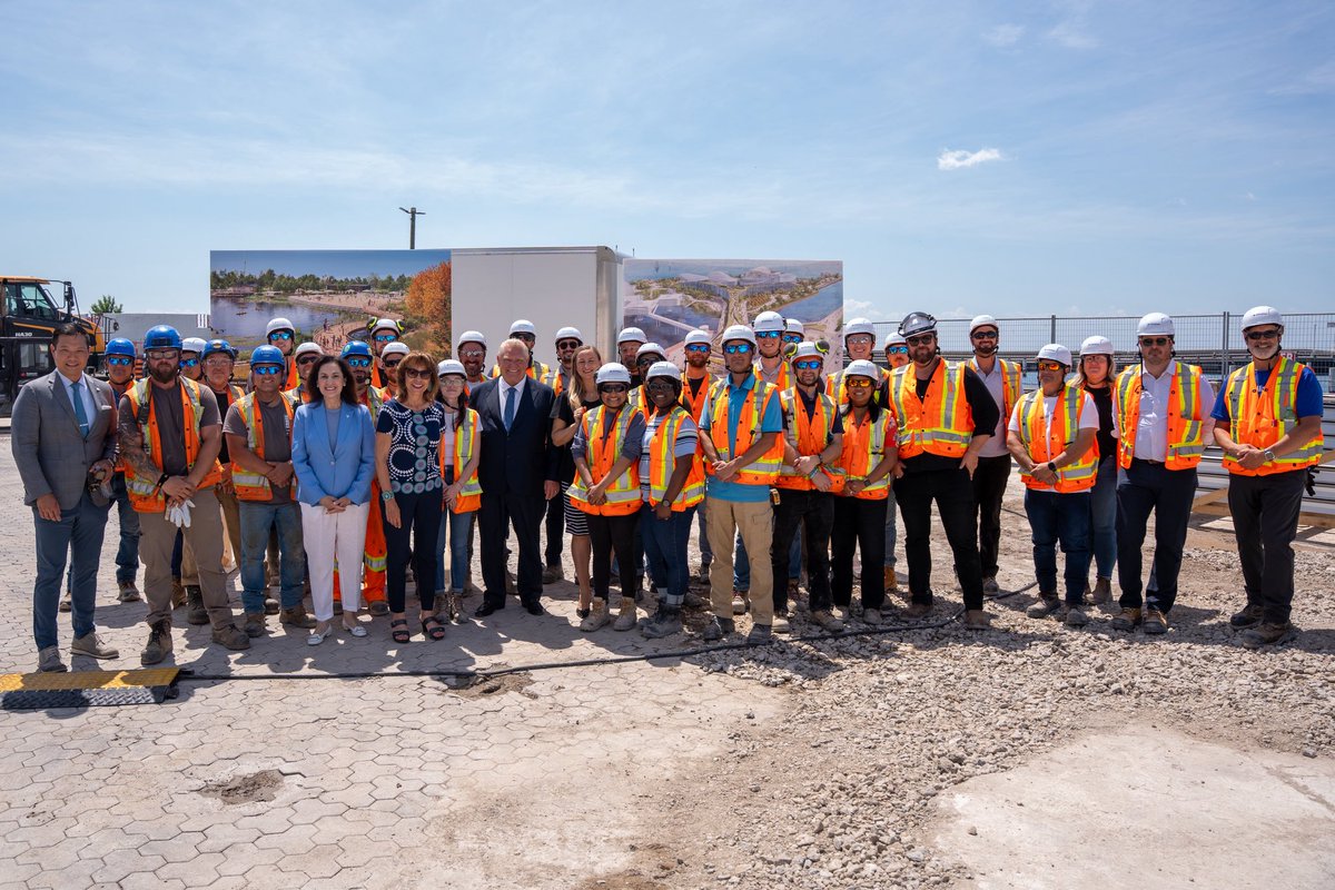 I joined <a href="/fordnation/">Doug Ford</a> and <a href="/StanChoMPP/">Stan Cho</a> to unveil the final designs for Ontario Place, including 50 acres of free public realm space. That's beaches, trails, parks and more! See more here: ontario.ca/page/final-des…