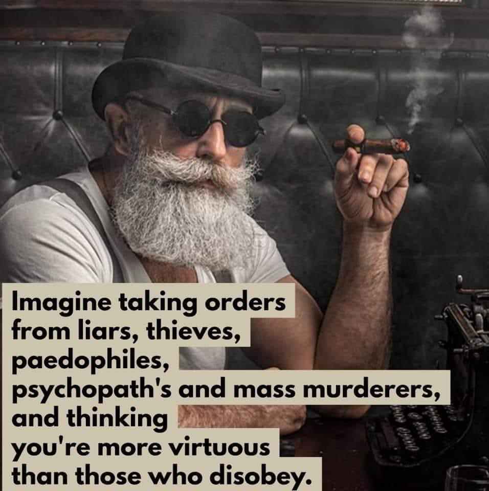 illuminatibot (@iluminatibot) on Twitter photo 