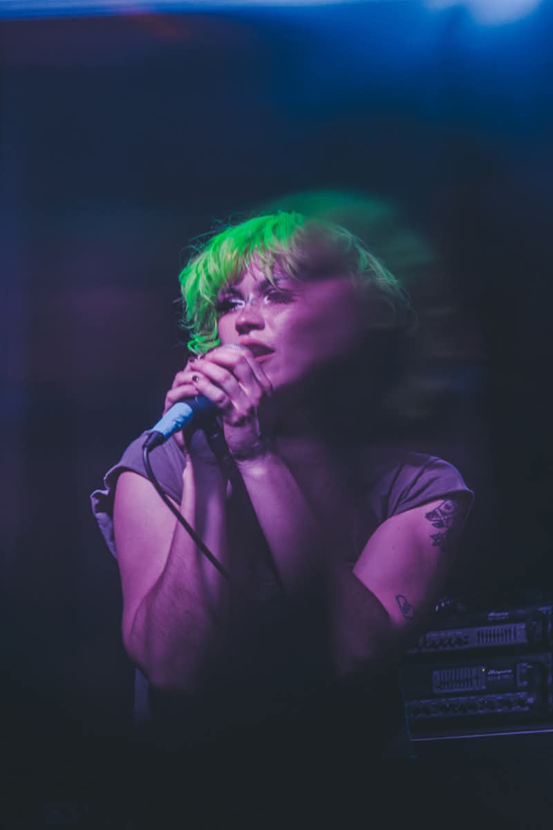Setlist.me (@setlist_me) on Twitter photo #MemoriaSetlistme
La banda californiana Scowl <a href="/Scowl40831/">SCOWL</a> brindó su primer show en Guadalajara hace unos días en el Anexo Independencia
<a href="/foindependencia/">Foro Independencia</a>
Revive los mejores momentos aquí:
f.mtr.cool/nothmdqlff
Presentado por: <a href="/chamucoprods/">ChamucoProductions</a>
📝📸 Jorge Gómez #MemoriaSetlistme
La banda californiana Scowl <a href="/Scowl40831/">SCOWL</a> brindó su primer show en Guadalajara hace unos días en el Anexo Independencia
<a href="/foindependencia/">Foro Independencia</a>
Revive los mejores momentos aquí:
f.mtr.cool/nothmdqlff
Presentado por: <a href="/chamucoprods/">ChamucoProductions</a>
📝📸 Jorge Gómez