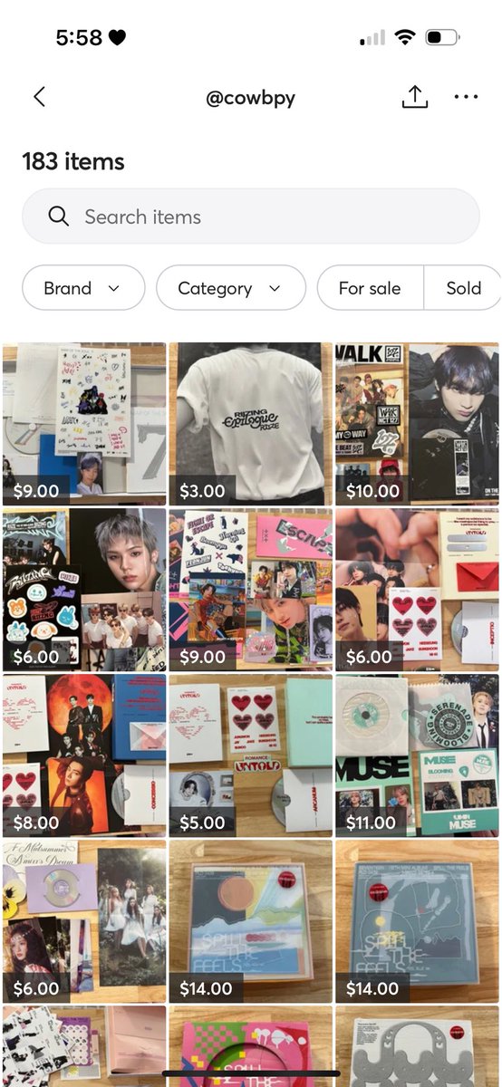 cowbpy_'s tweet photo. Hello Stays coming to Chicago to see the Stray Kids tour on 6/26! I resell albums on Mercari and am based in Chicago! If you want to buy anything and avoid shipping fees I will hand stuff out before the concert, outside wrigley field! Message me here or on Mercari! ❤️🖤 #dominATE https://t.co/viLTmSLvho