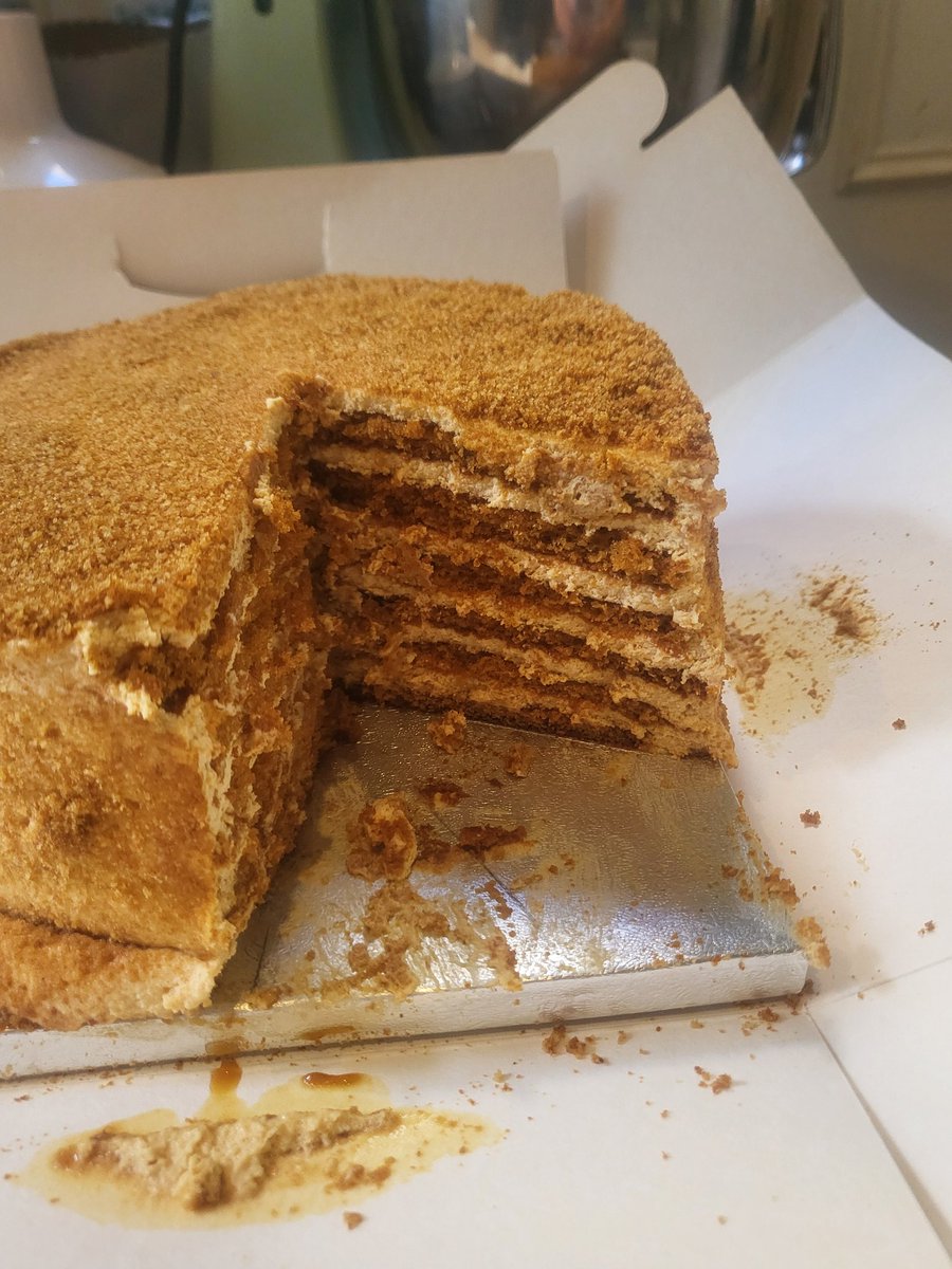 GroundhoppingGirl tweet media