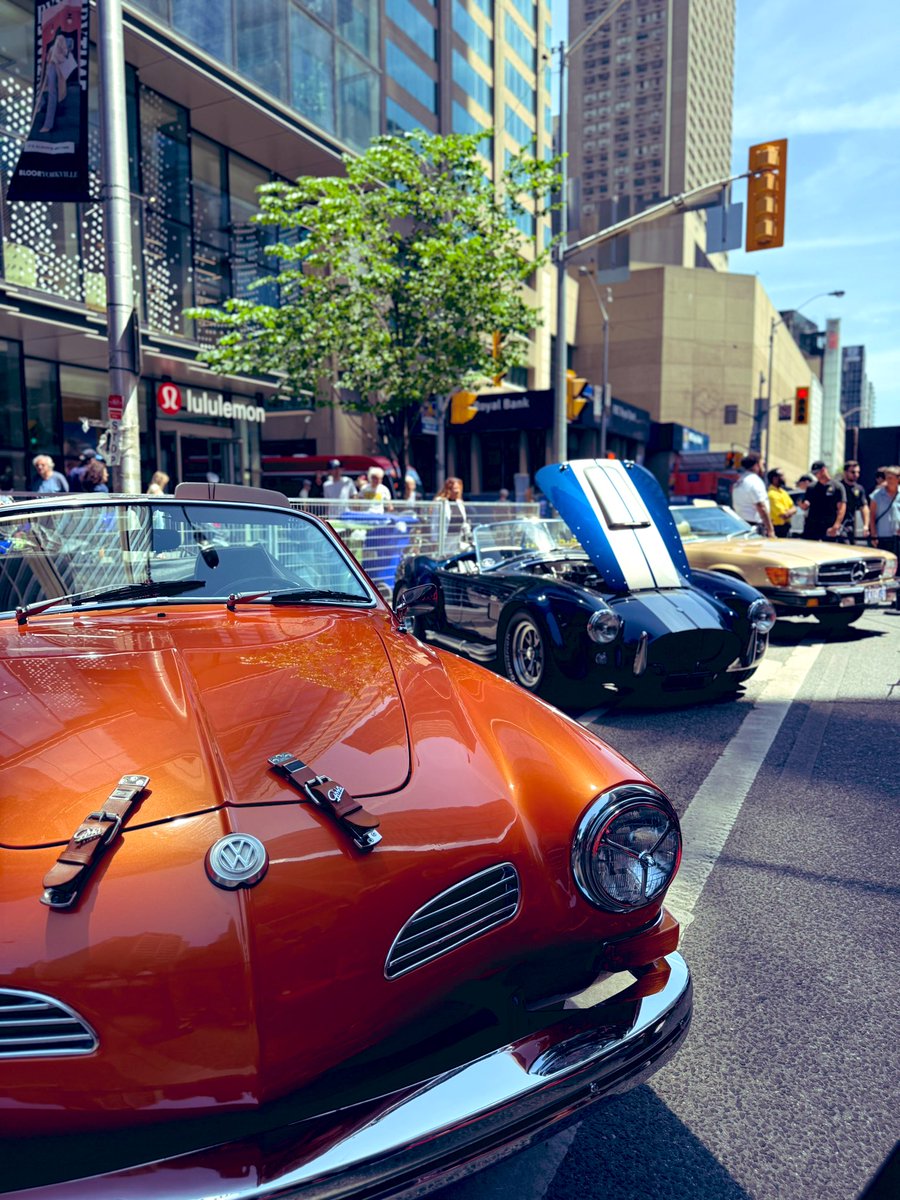 Street_Torque's tweet photo. ๐ Toronto, ON
๐ฅ Spotted: A vintage dream on wheels, VW Karmann Ghia leading the classics parade!
๐ฌ When style had soul and curves had character ๐ฎโ๐จ
#ClassicCars | #TorontoCarSpotting | #VWKarmannGhia | #StreetTorqueTO | #AutoLovers https://t.co/uxVX9FweBp