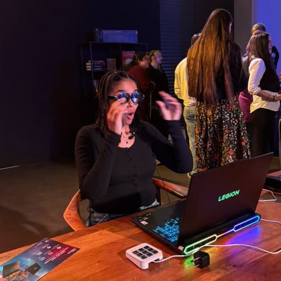 lavarna ✧˖° (@lavabun_) on Twitter photo #legioncelebration more pics from a few nights ago 💻🩵 thanks for having me! <a href="/LenovoLegionANZ/">Lenovo Legion ANZ</a> <a href="/IntelANZ/">Intel ANZ - #14thGen Out Now!</a> <a href="/LenovoANZ/">Lenovo ANZ 💻</a> #legioncelebration more pics from a few nights ago 💻🩵 thanks for having me! <a href="/LenovoLegionANZ/">Lenovo Legion ANZ</a> <a href="/IntelANZ/">Intel ANZ - #14thGen Out Now!</a> <a href="/LenovoANZ/">Lenovo ANZ 💻</a>