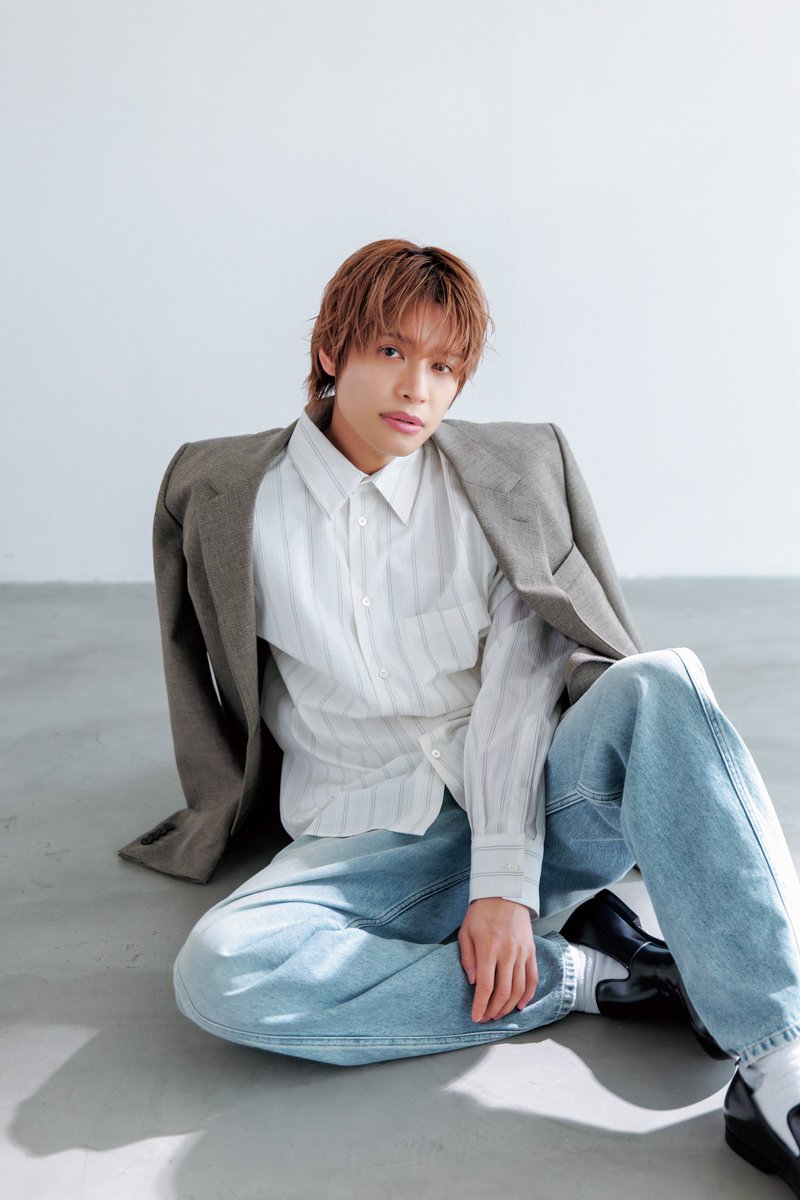 中間淳太 中間淳太さん(WEST.)の連載『中間地点。』が8月号(6/28売)で最終回を