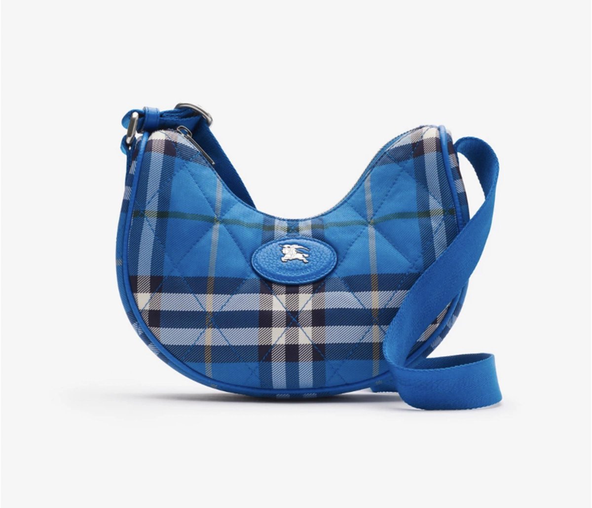 【今日から】バーバリーが伊勢丹新宿店でポップアップを開催。

英国のカントリーライフに着想した新作バッグを国内先行発売。

fashionsnap.com/article/2025-0…