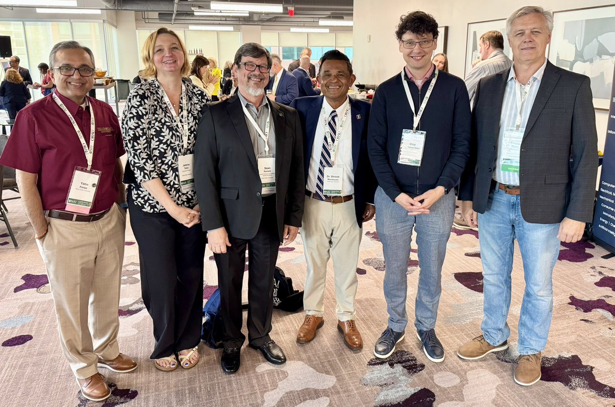 shreek_mandayam's tweet image. Day #2 at the @AcadofInventors annual conference in Atlanta with the #TXST faculty being recognized as Senior Members and Fellows of the National Academy
#NAI2025 #TxStateResearch