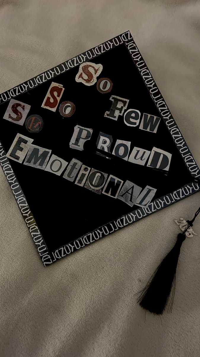 Who would’ve guess days would fly by so fastt?! Am graduating!? 😭🥹