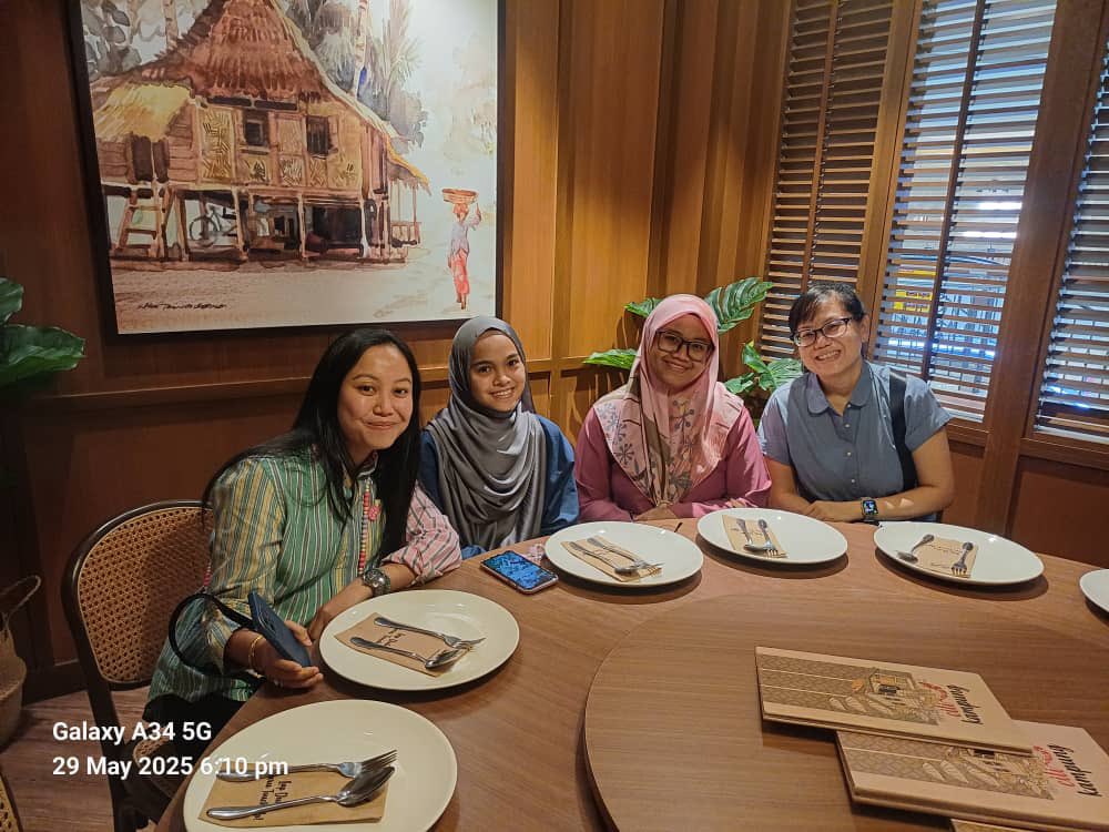 Aemy Abdullah tweet media