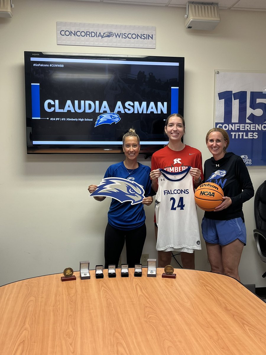 Claudia Asman tweet media