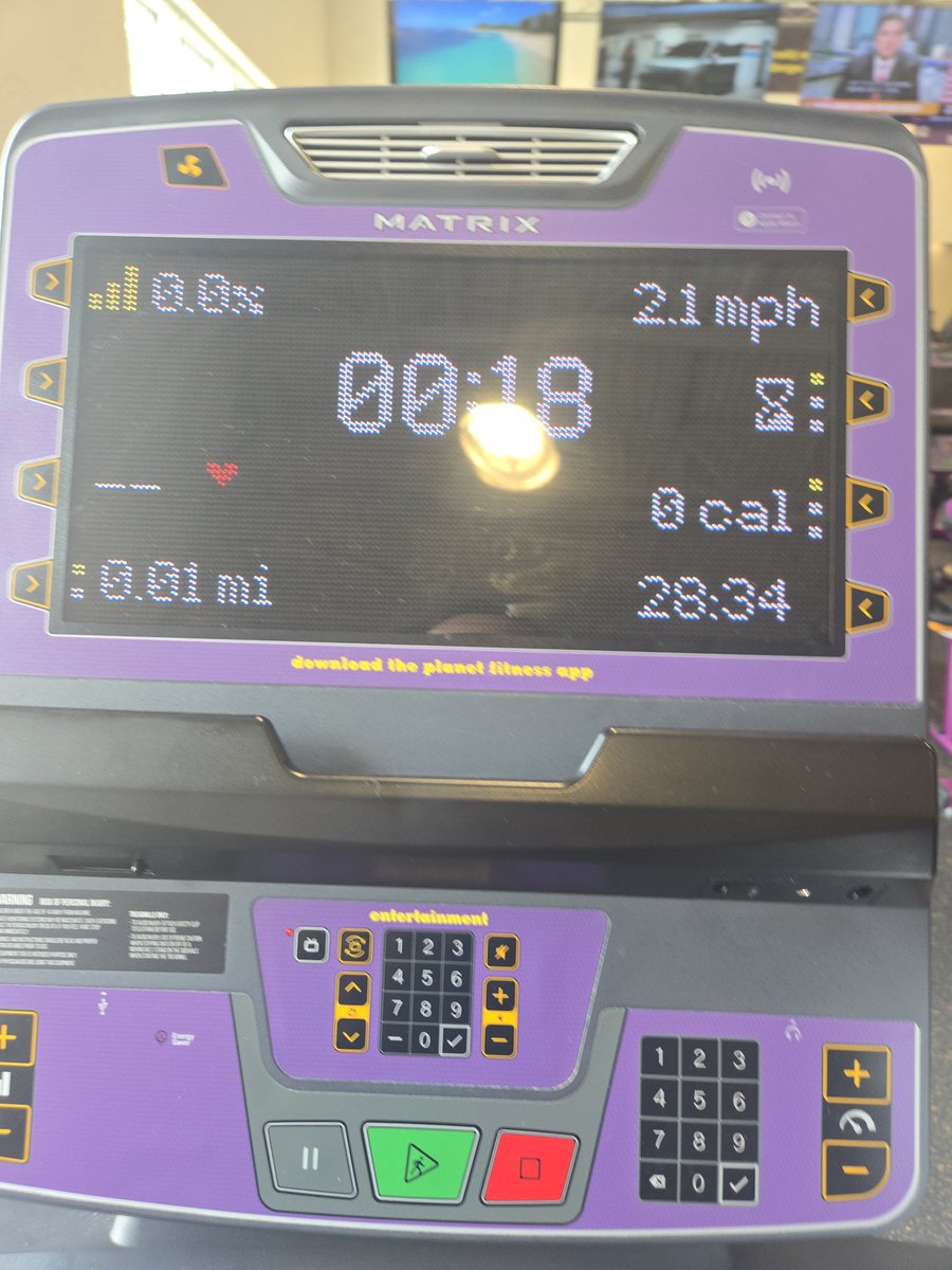 CGY_Anand's tweet photo. Back at the gym! 🏋️‍♂️ 

#StayinFit #yyc 

@PlanetFitnessCA https://t.co/qcyWAoYBFq