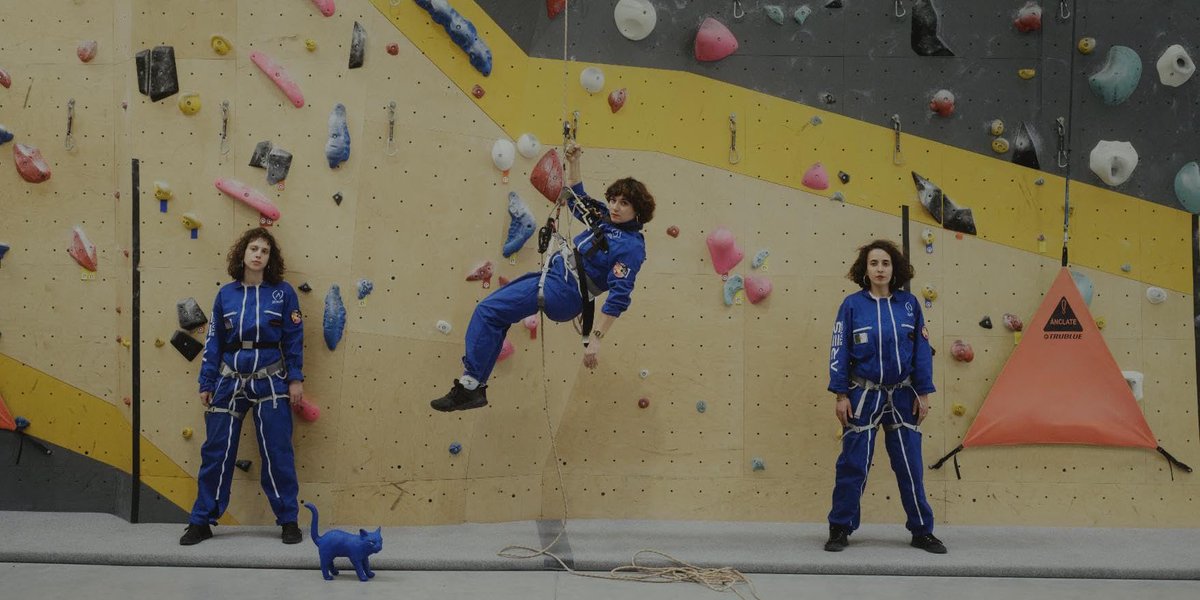 alaninbelfast's tweet image. REVIEW – Doppelgängers^3 – three women present a challenge to the current testosterone-fuelled rocket race to live in space (@DocsIreland on Wednesday 25 June) #docsireland7
alaninbelfast.blogspot.com/2025/06/doppel…