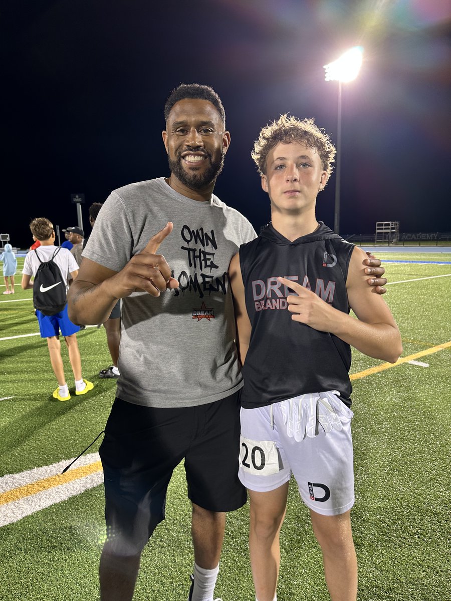 aydenduda2029's tweet image. Thank you Dream for allowing me to be a part of your organization! I am proud to represent! I have met so many awesome coaches and players! Thanks to Coach Riley and Coach Ant for trusting me and helping me chase my dreams!
@dreamallamerica @RecruitNationUS #Dreamallamerican…
