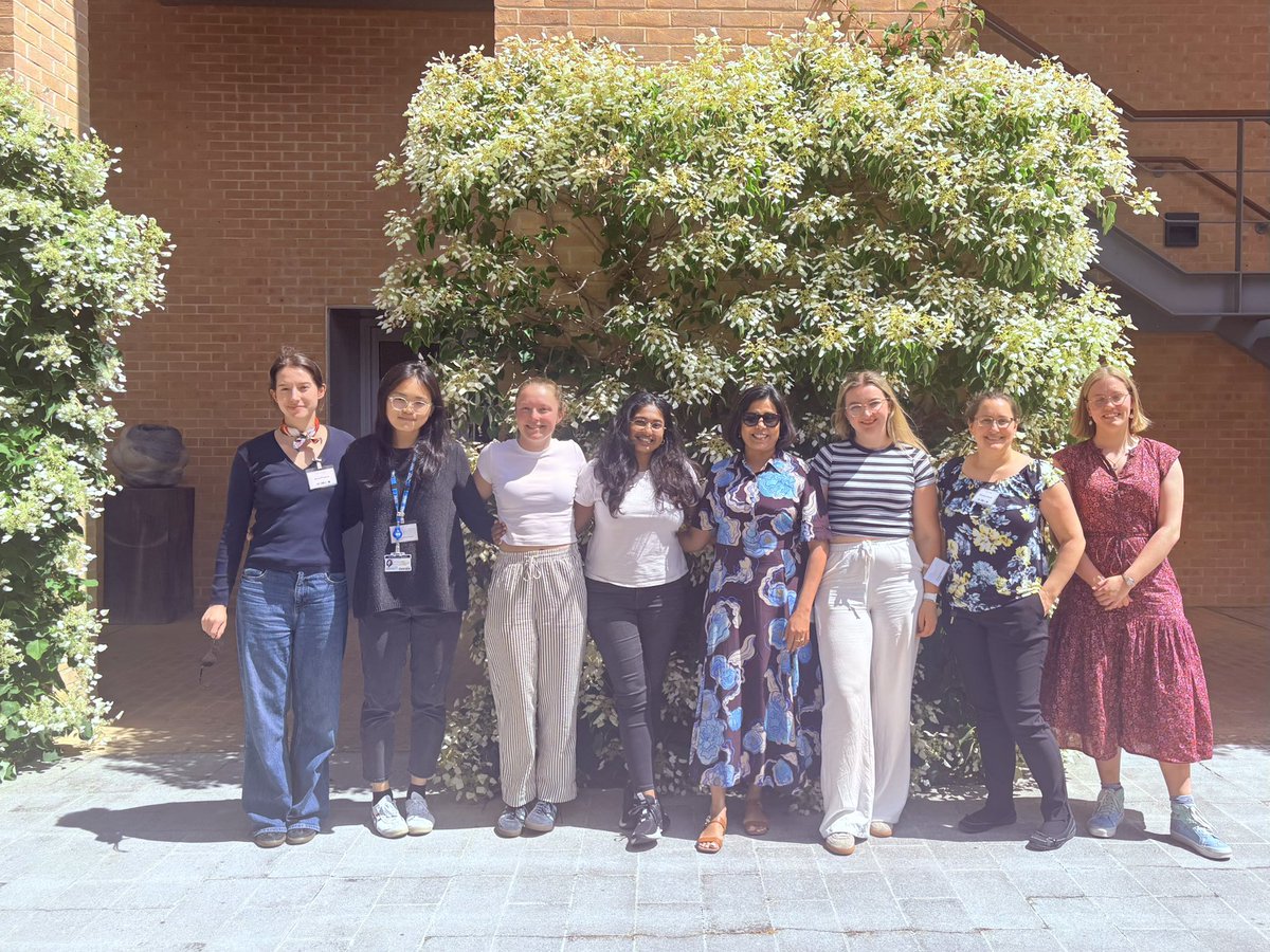 andiroy's tweet image. WIMM day 2025- talks, posters, discussing science and lab dinner! A good day!